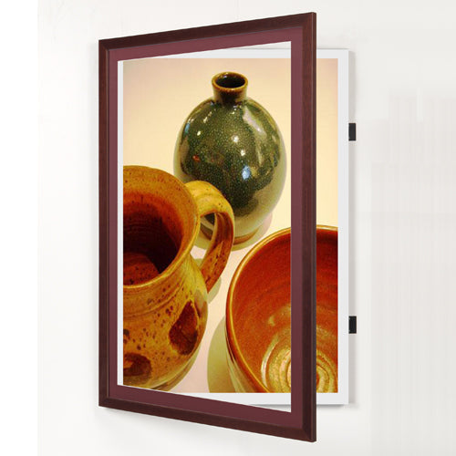 SWING-OPEN & SWING CLOSE FOR EASY POSTER CHANGES 27x41